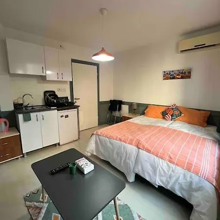 Amuer 4 * Istanbul