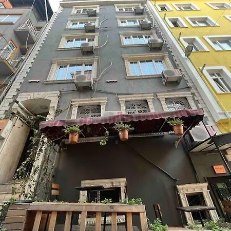 Amuer 4 Apartment *
